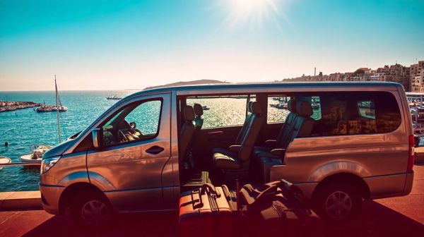Top astuces pour louer un minibus 9 places à Marseille